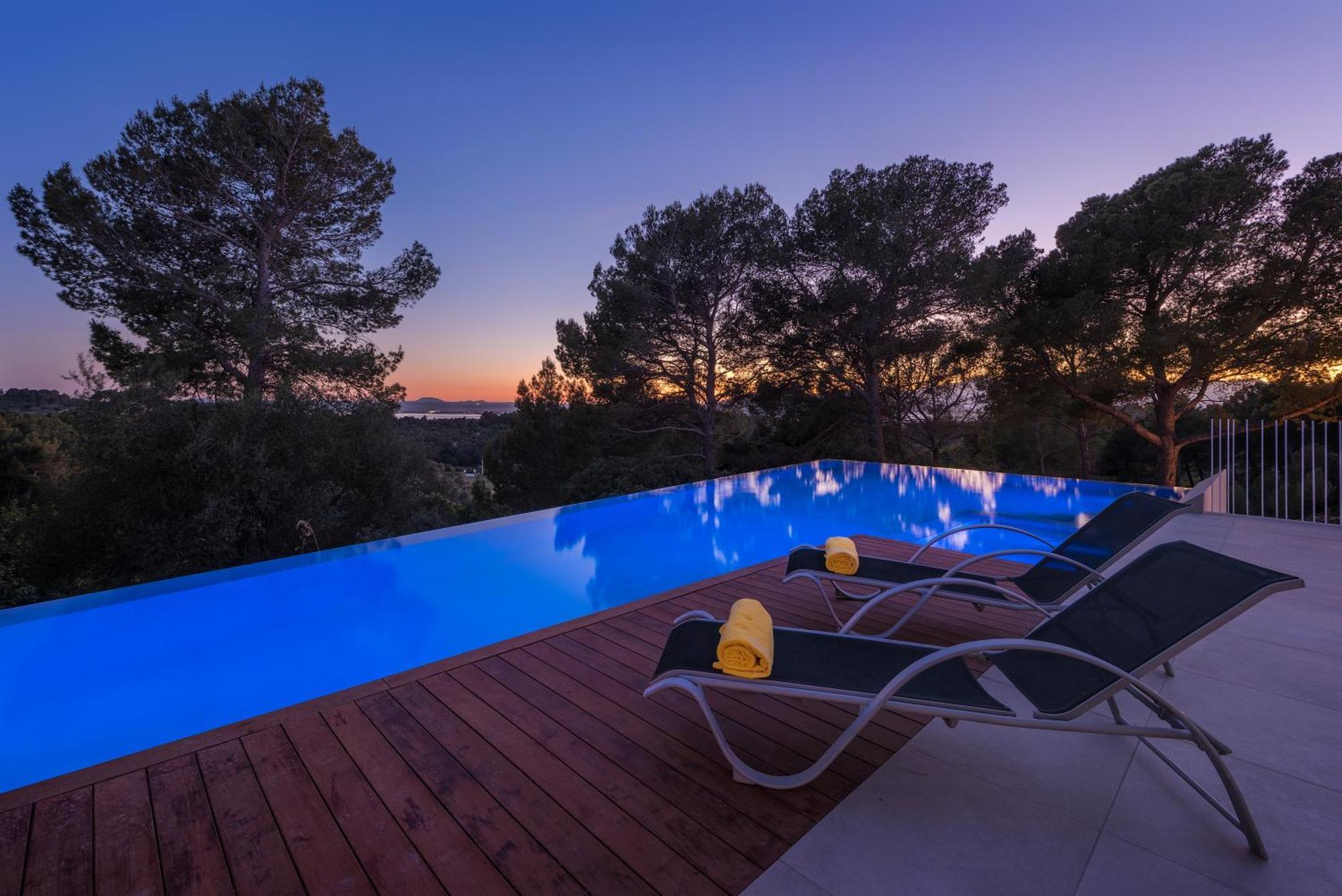 Sky Mallorca - By Emerald Villa *